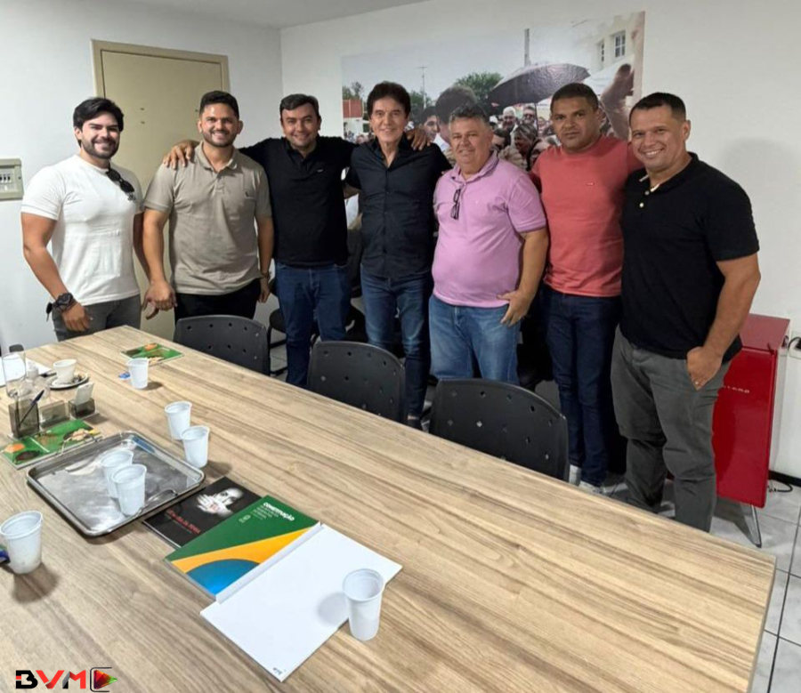 Por que o RN quebra e os políticos sobram? 